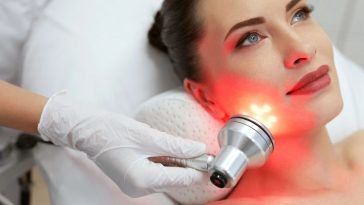 czerwone światło na twarz opinie efekty