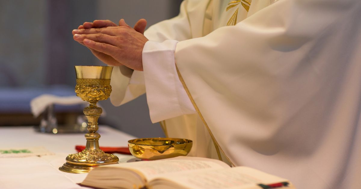 Wszyscy dadzą na Kościół. Będzie jak w Niemczech. Skarbówka zabierze 8 proc. z pensji
