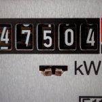 jak obniżyć rachunki za prąd w domu