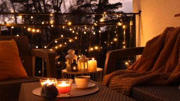 mandat za lampki na balkonie