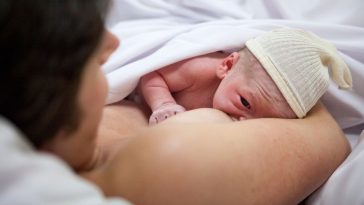 porodówki znikają z polskich szpitali