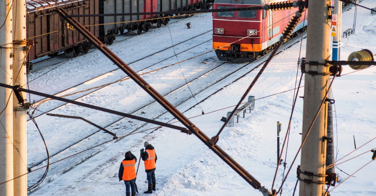 PKP. Odwołane pociągi w niemal całym kraju. Trwa paraliż na kolei