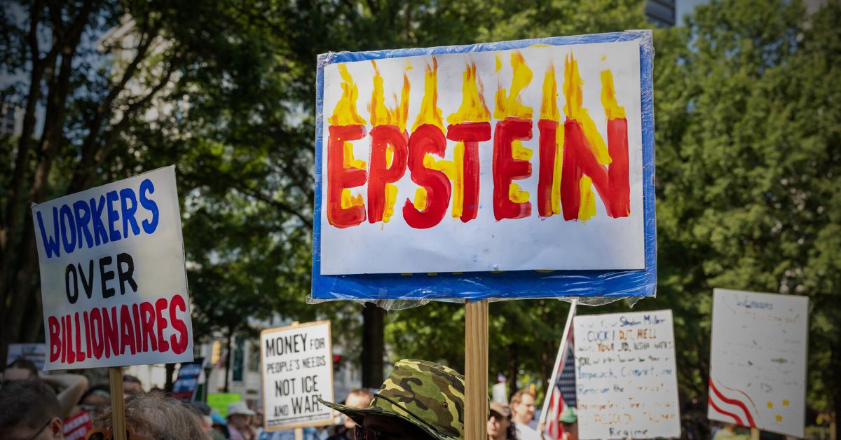 Afera Epsteina. Kim był Jeffrey Epstein? Polskie nazwiska. O co w tym chodzi?