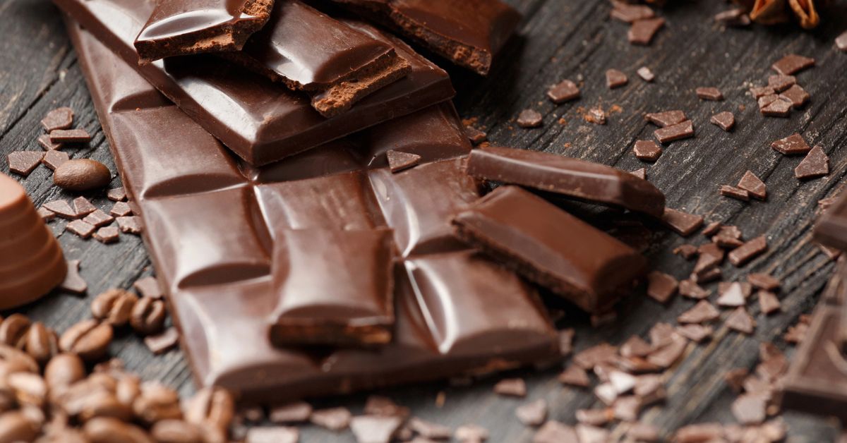 Gorzka czekolada a cukrzyca. Czy można ją jeść? Dietetyk mówi wprost