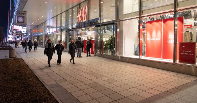 czy h&m znika z polski