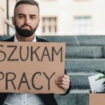 liczba ofert pracy w polsce