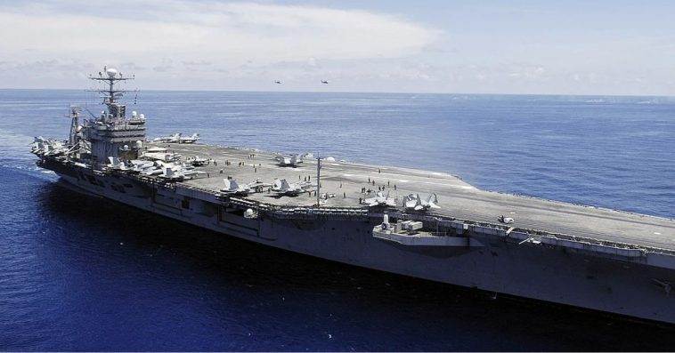 lotniskowiec abraham lincoln ile samolotów