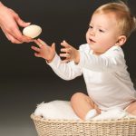 czy niemowlak może zjeść jajko na twardo na miekko