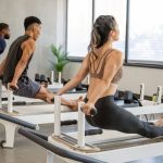 co lepsze pilates czy siłownia
