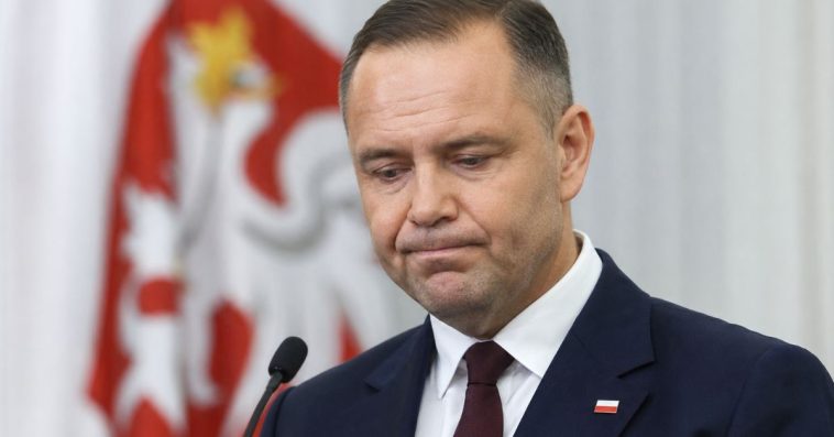 karol nawrocki poparcie sondaż