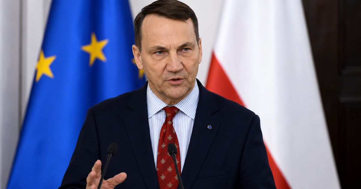 Sikorski mocno o pełnoskalowej wojnie Polski z Ros