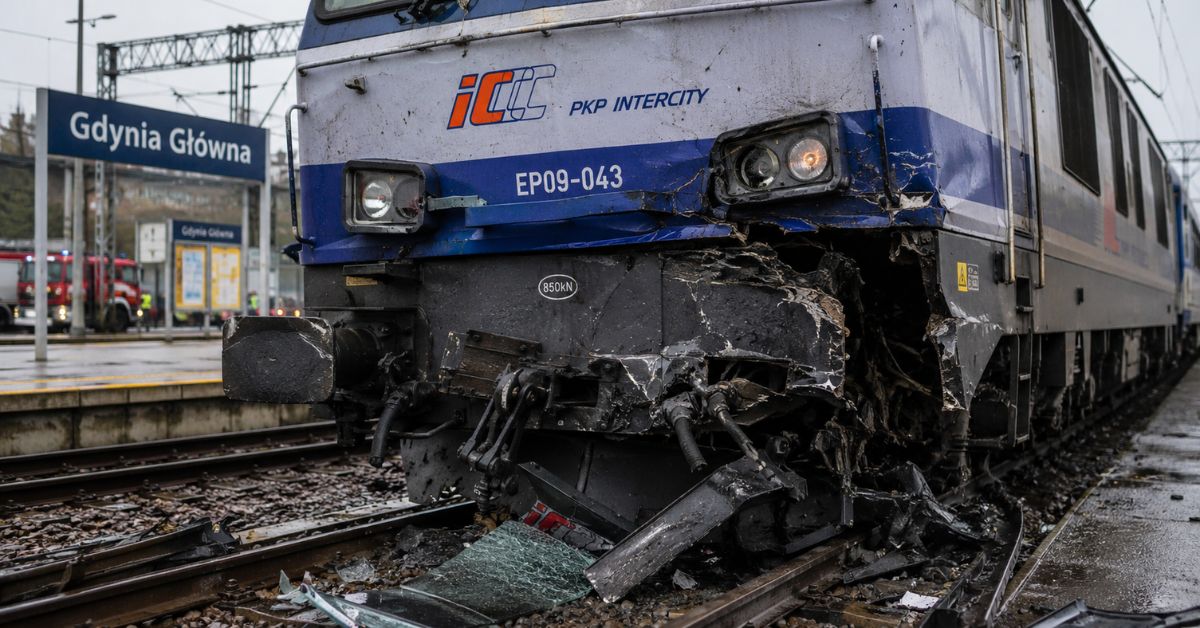 Tragedia na torach w Gdyni. Nie żyje kobieta. Zginęła na mie