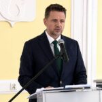 trzaskowski rezygnacja